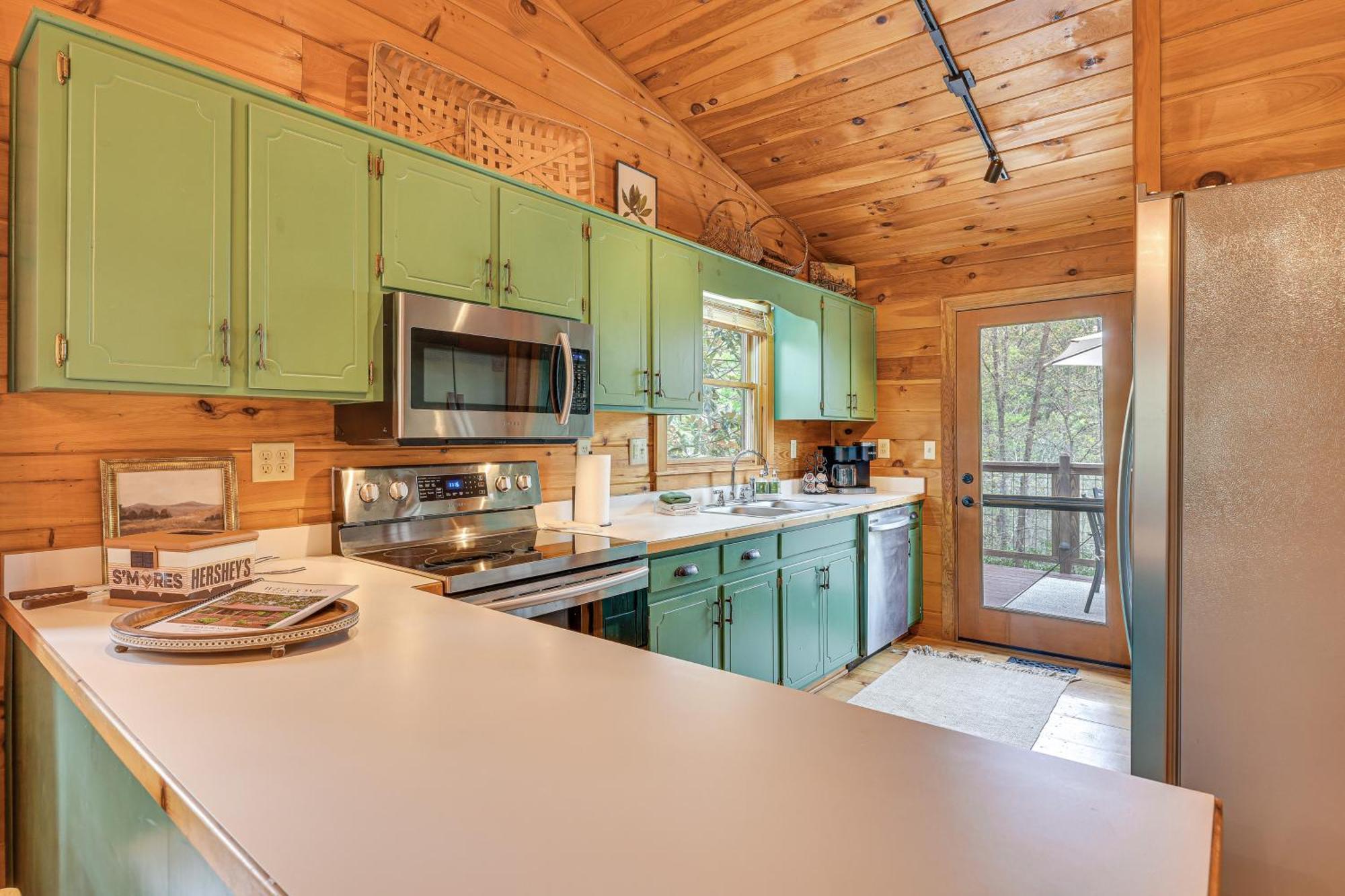Cozy Cabin In Private Location With Hot Tub And Grill! Блу Ридж Екстериор снимка