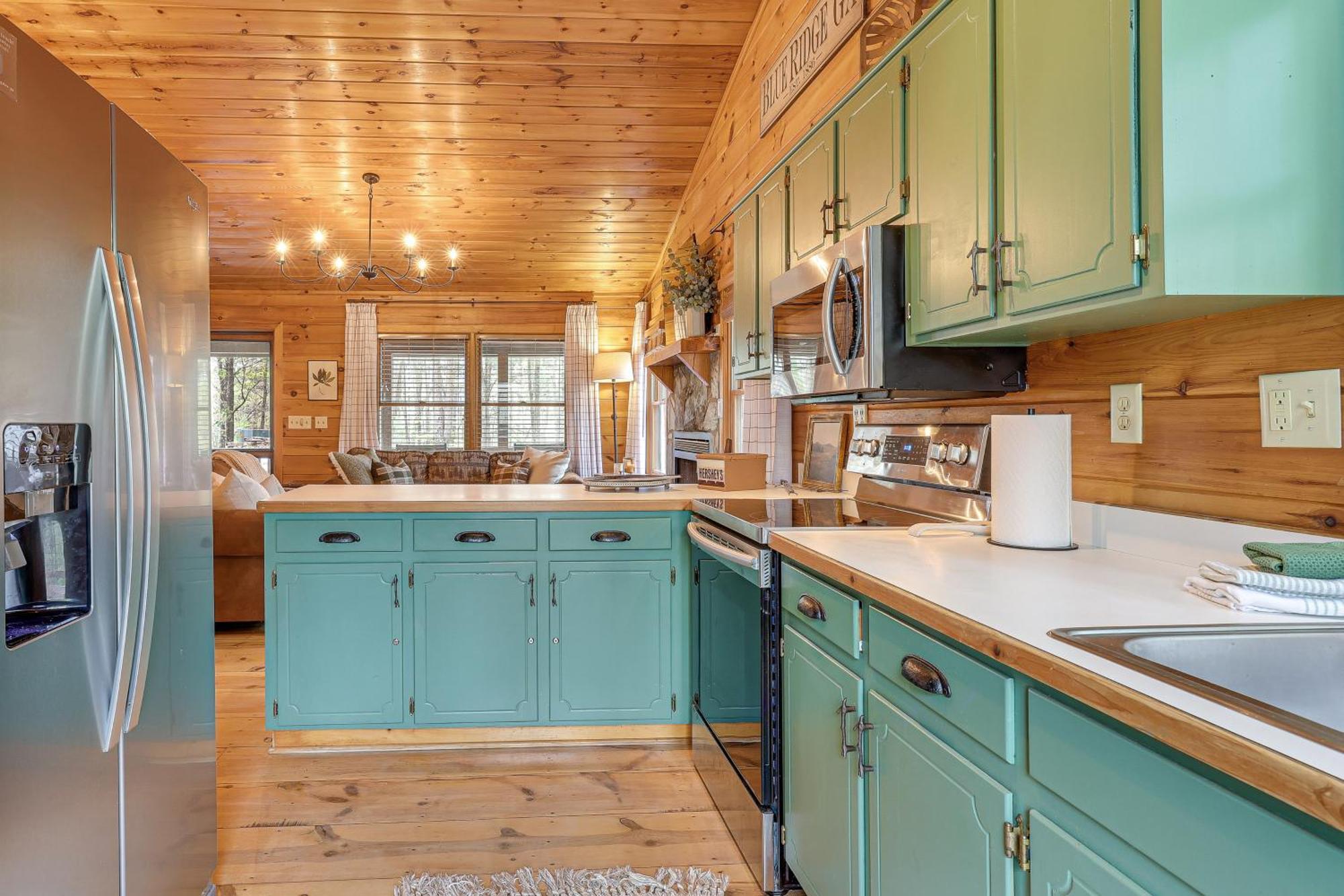 Cozy Cabin In Private Location With Hot Tub And Grill! Блу Ридж Екстериор снимка